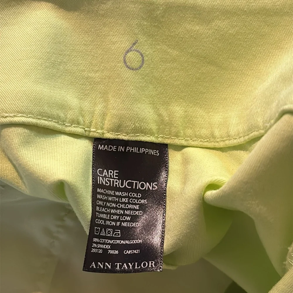 Ann Taylor -Limeade Carnegie Cropped Pants size 6 - Picture 5 of 5